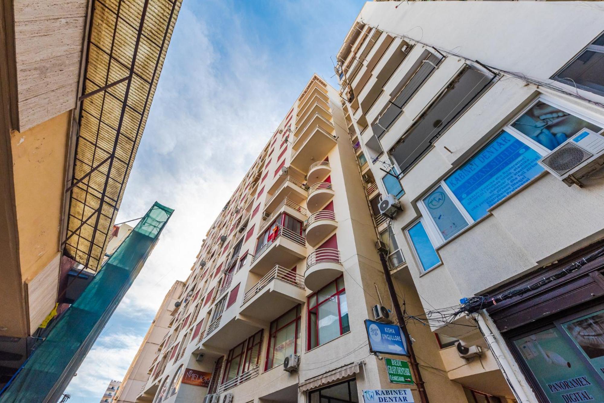 公寓 Center Comfort By Ps Durres
